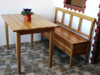 masívny dubový stôl s lavicou 
